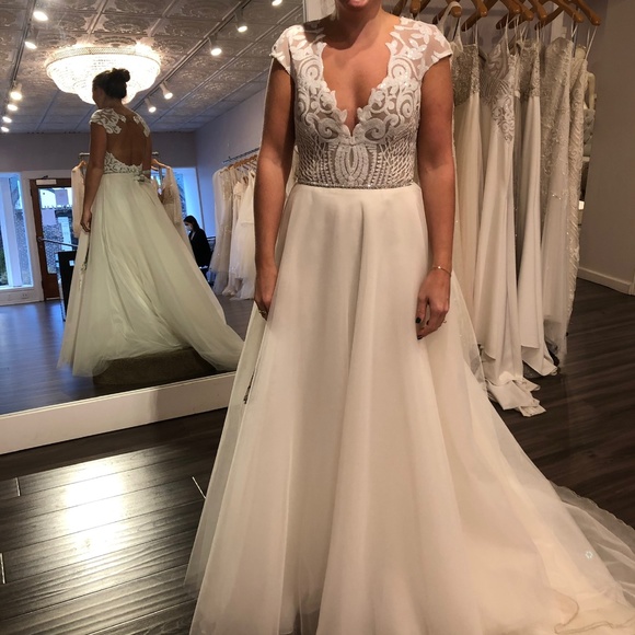 Hayley Paige Occasions Dresses & Skirts - Hayley Paige Dakota Dress